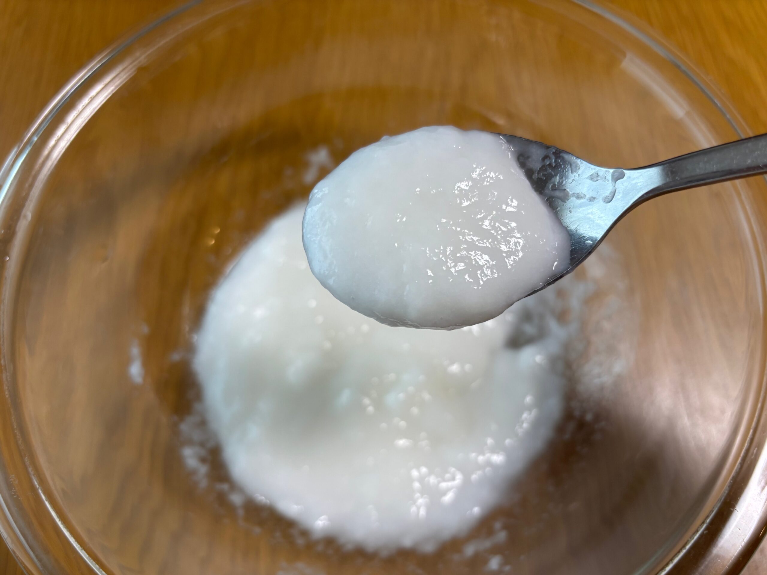 レンジ120秒・約27.8度でドロドロになってきたお粥ゼリー